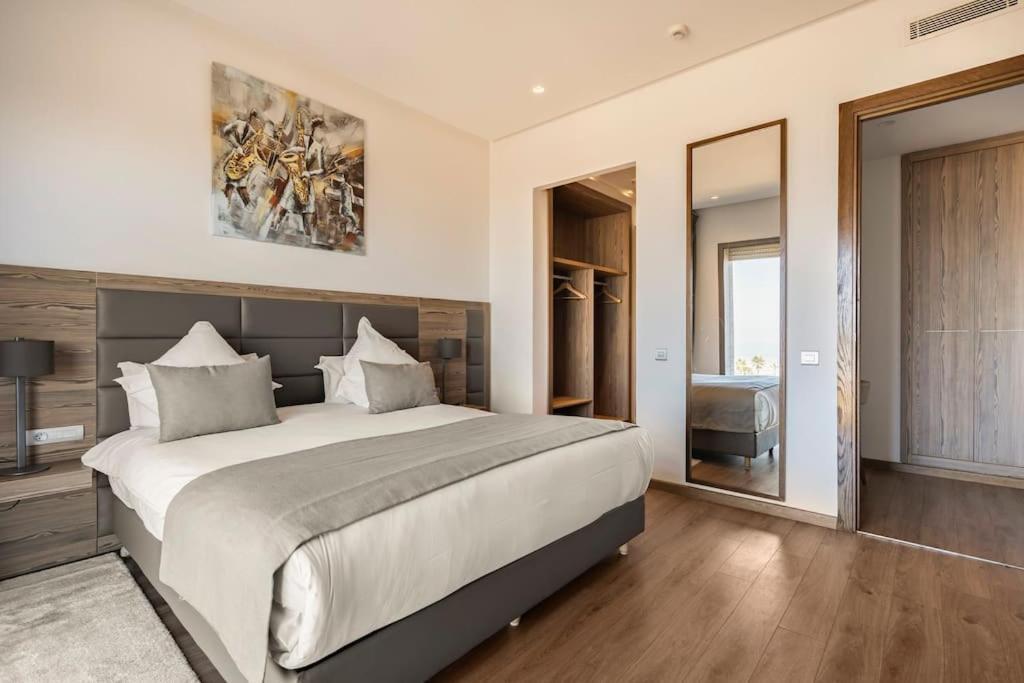 Sublime Appart Sur La Corniche , Luxueux Et Vue Sur Mer Casablanca Eksteriør billede